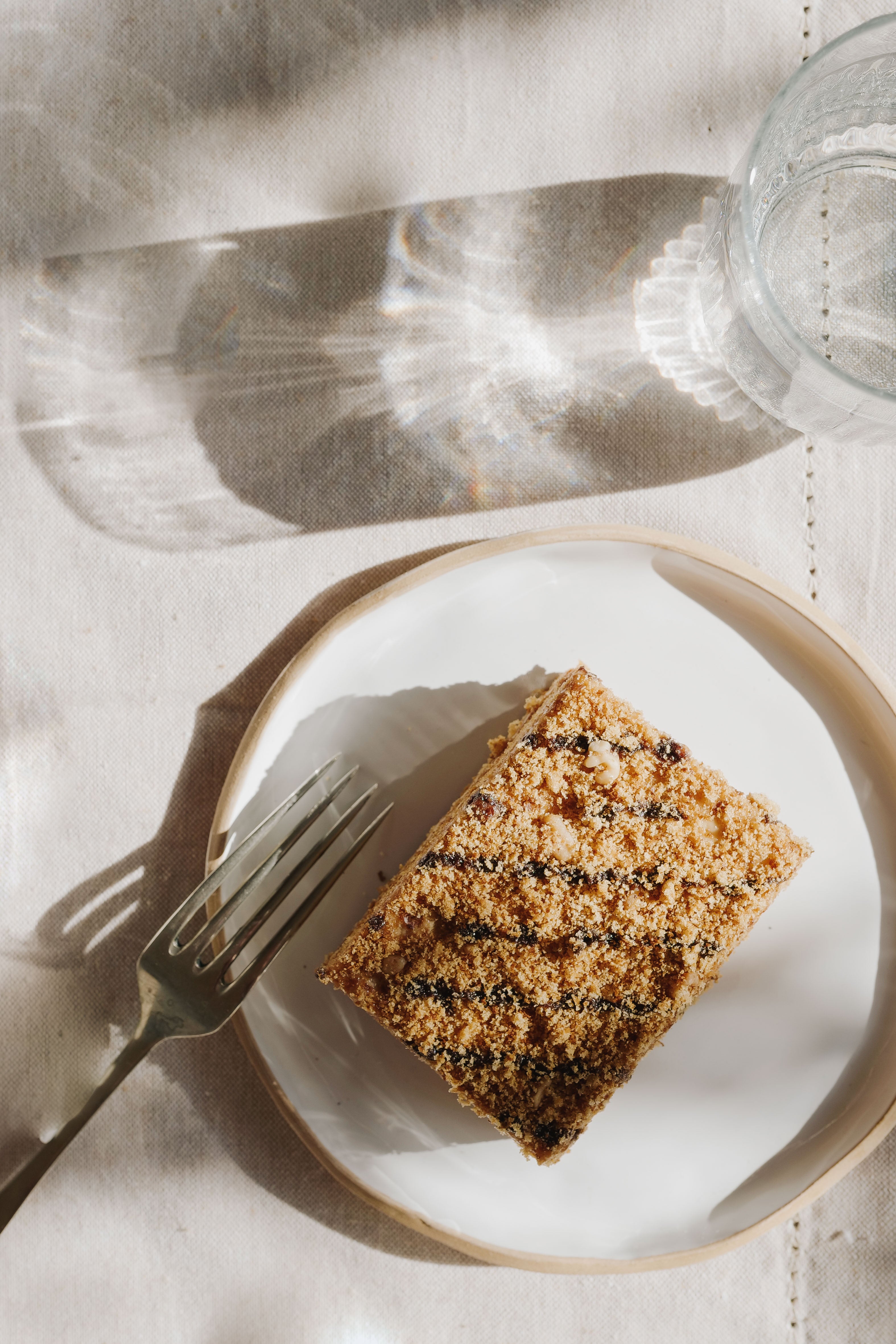 Honey Cake MARLENKA® with Walnuts 100g