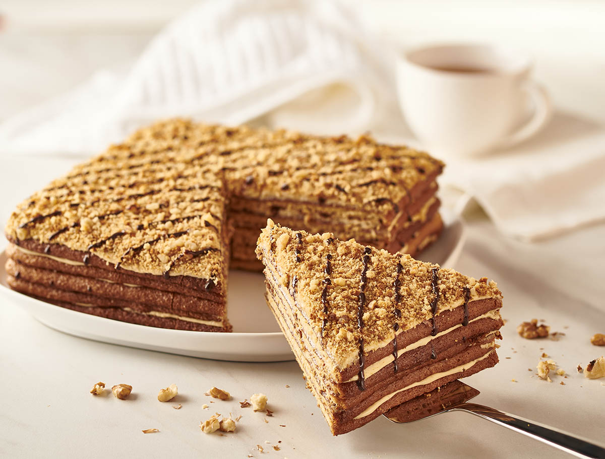 Classic Honey cake MARLENKA® with Walnuts 800 g